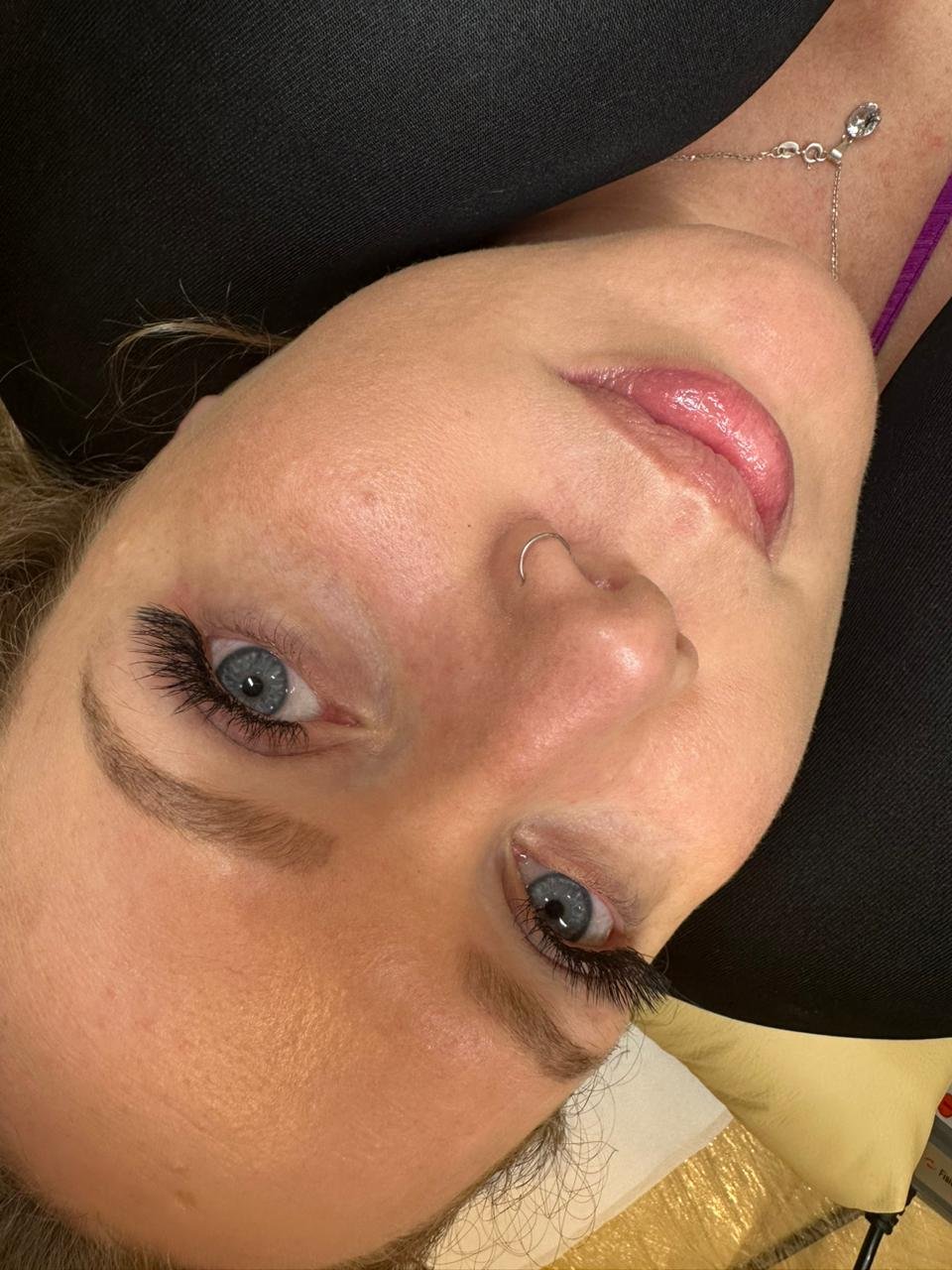 Resultado de extensão de cílios em cliente do Studio Josi Lopes Lashes, Centro de Londrina