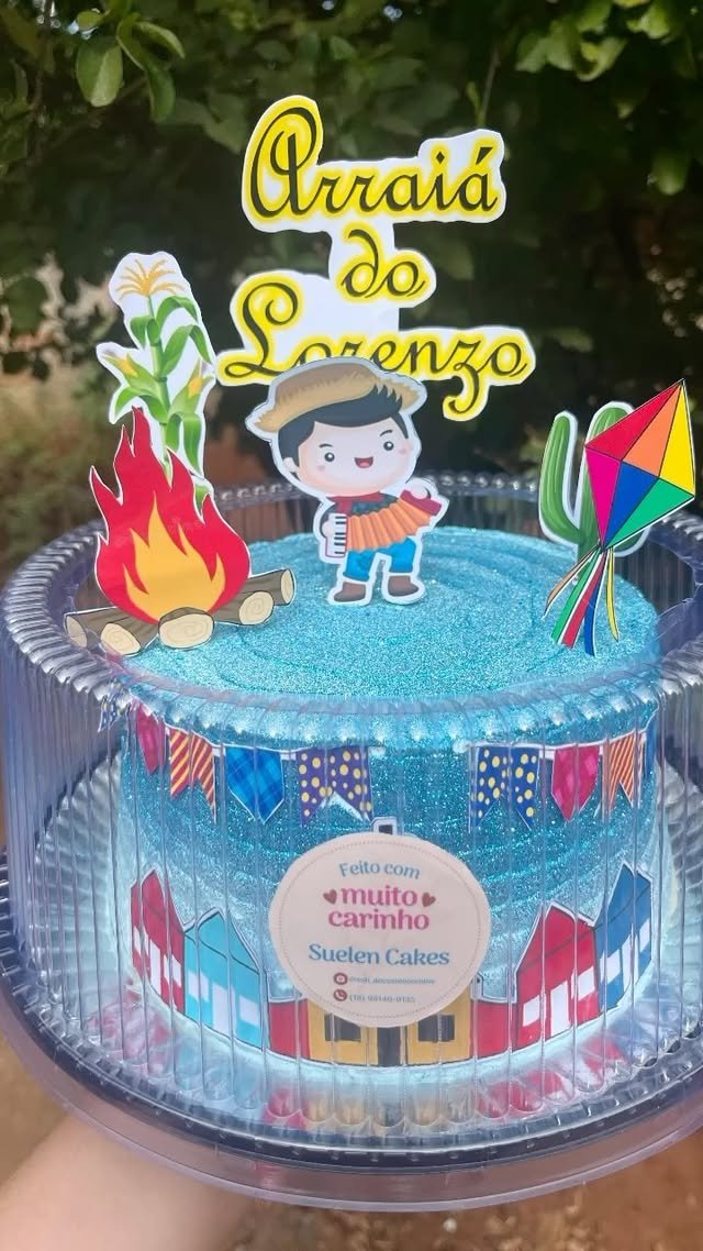 Bolo temático de festa junina decorado pela Suh Doces Momentos